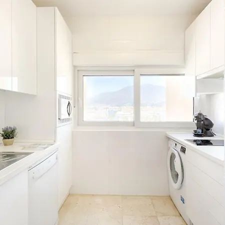 Hanami Avenida De Espana Apartment Estepona